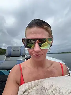 tastemecaroline online show from 13, 4, 2026