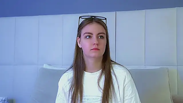 SofiaSarvain online show from 5, 2, 2026