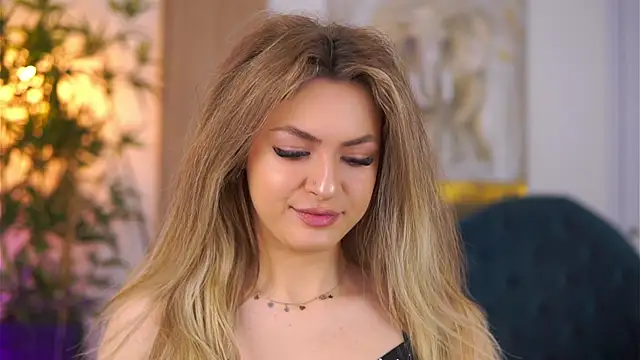 Snapshot of NayaQuinn chatting on 3, 2, 2026 NayaQuinn online show from 3, 2, 2026