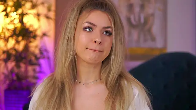 Snapshot of NayaQuinn chatting on 5, 2, 2026 NayaQuinn online show from 5, 2, 2026