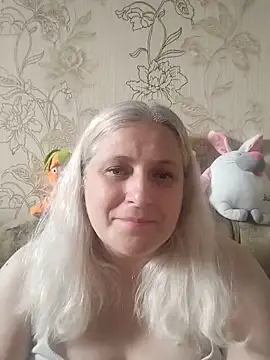 NyushaLollipop online show from 9, 6, 2026