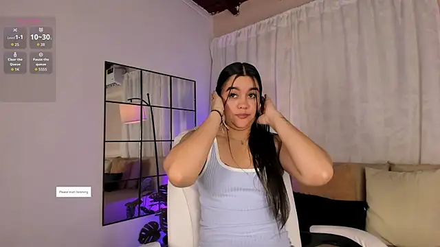 Snapshot of liaamoon_ chatting on 21, 7, 2026 liaamoon online show from 21, 7, 2026