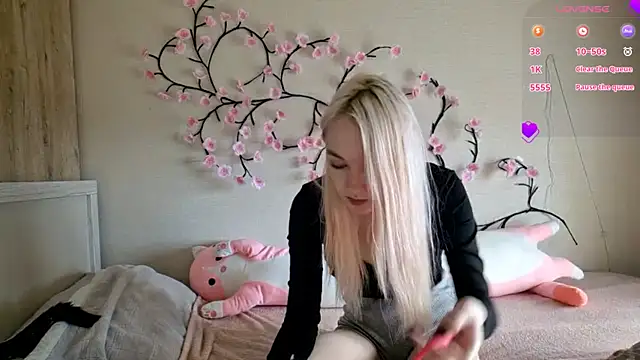 MisaMew online show from 29, 3, 2026