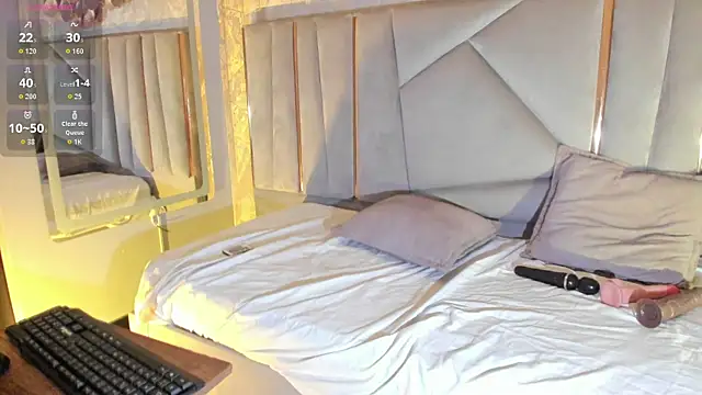 Snapshot of Gabby_santos_ chatting on 6, 5, 2026 Gabby santos online show from 6, 5, 2026
