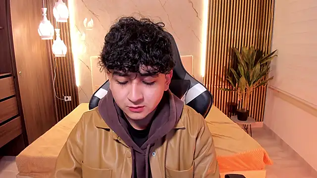 Christopher Monroe  online show from 16, 1, 2026