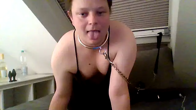 Leylasissyslut online show from 14, 1, 2026