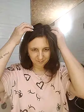 Snapshot of Koshova1836 chatting on 4, 7, 2026 Koshova1836 online show from 4, 7, 2026