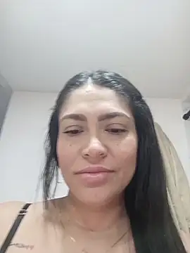 Snapshot of Ina_Jody_ chatting on 20, 4, 2026 Ina Jody online show from 20, 4, 2026