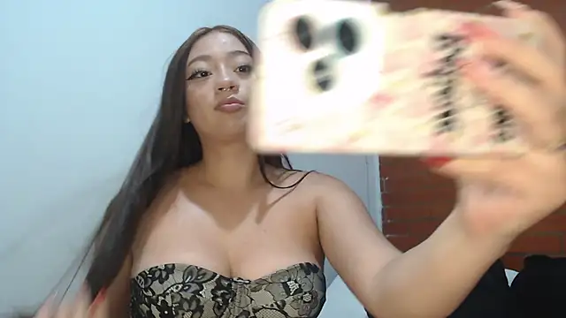 Snapshot of BlushiZoe chatting on 30, 4, 2026 BlushiZoe online show from 30, 4, 2026
