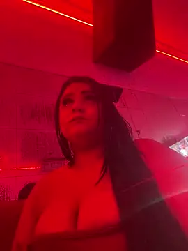 MorenaCariok online show from 13, 5, 2026
