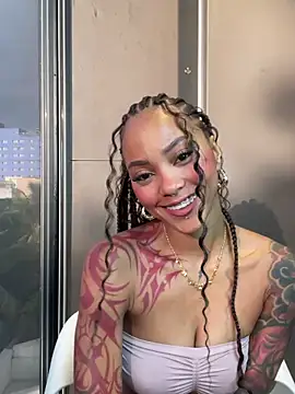 LizStorm  online show from 19, 6, 2026