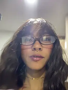 LizStorm  online show from 30, 6, 2026