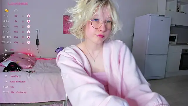 Allettaevee online show from 24, 4, 2026