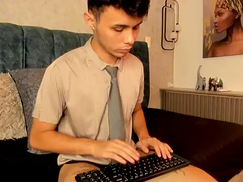 Snapshot of Alhan_Twink chatting on 15, 5, 2026 Alhan Twink online show from 15, 5, 2026