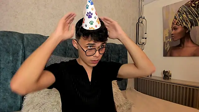Snapshot of Alhan_Twink chatting on 2, 6, 2026 Alhan Twink online show from 2, 6, 2026