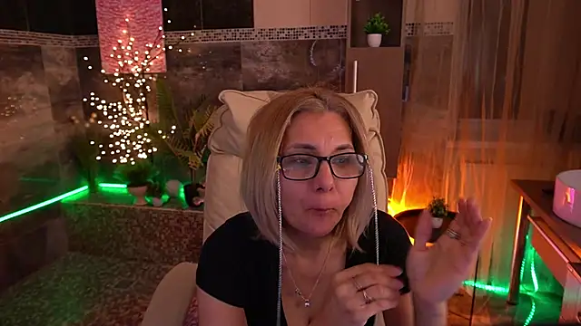 Snapshot of MiaRossy chatting on 26, 2, 2026 MiaRossy online show from 26, 2, 2026