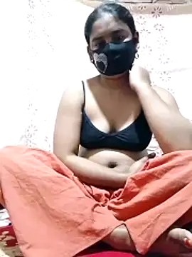 Hot Sweeti online show from 4, 2, 2026