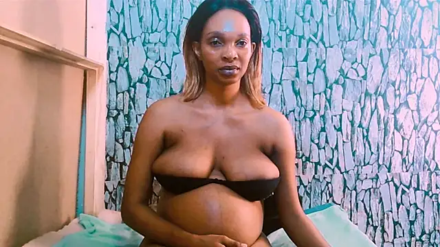 Caramelminxxx1 online show from 4, 3, 2026