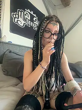Snapshot of demonLamia chatting on 15, 6, 2026 demonLamia online show from 15, 6, 2026