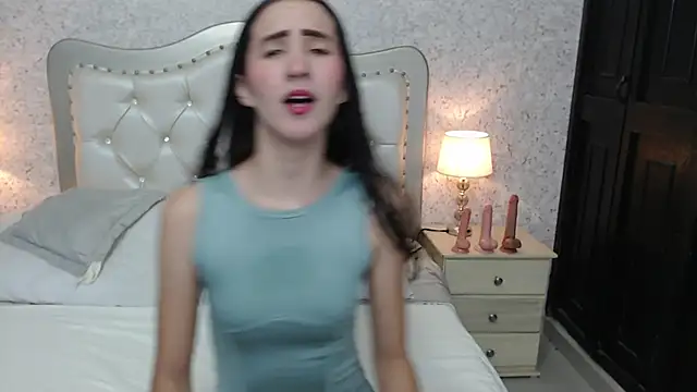 skinny keily14 online show from 25, 2, 2026