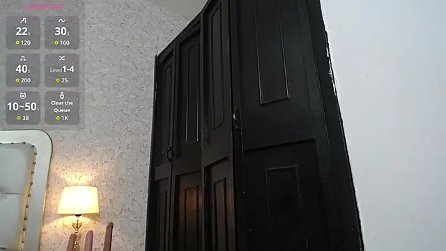 skinny keily14 online show from 17, 4, 2026