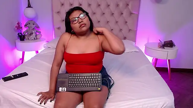 Kiri Black  online show from 17, 1, 2026