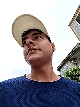 attractive-sexx online show from 17, 4, 2026