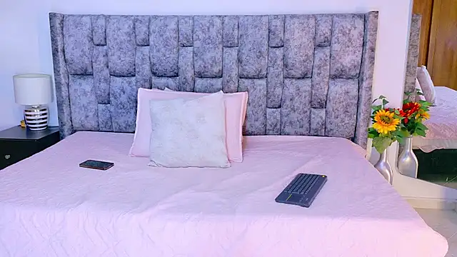 samirths boy  online show from 10, 4, 2026