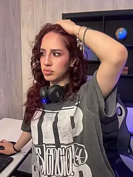 elodie rouge online show from 9, 3, 2026