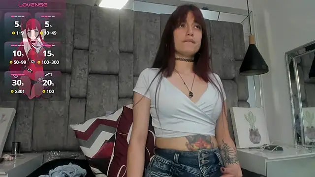 Snapshot of JenniQ69 chatting on 10, 7, 2026 JenniQ69 online show from 10, 7, 2026