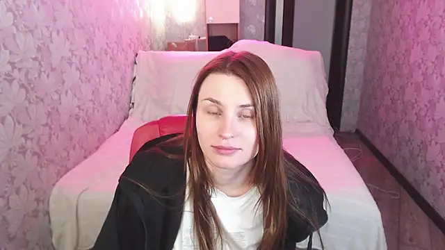 girl from hardfuckland online show from 23, 4, 2026