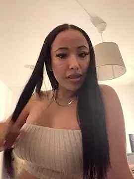 Snapshot of KianaSoraya chatting on 15, 1, 2026 KianaSoraya online show from 15, 1, 2026