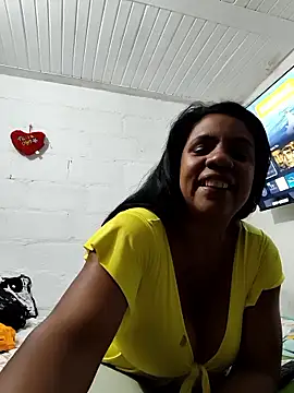 Snapshot of Zeyllyjhonson chatting on 19, 6, 2026 Zeyllyjhonson online show from 19, 6, 2026