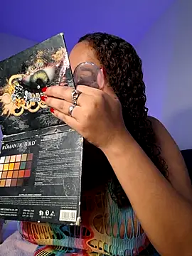 curly girl 31 online show from 25, 2, 2026