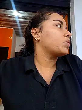 curly girl 31 online show from 30, 6, 2026