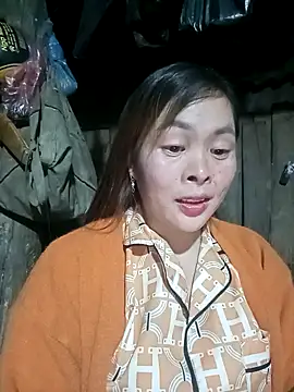 Bling sexy online show from 2, 2, 2026