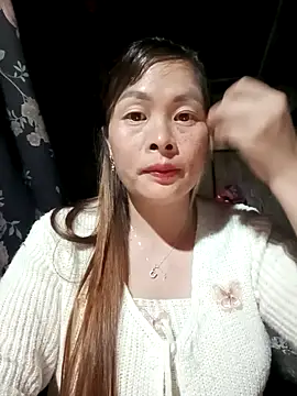 Snapshot of Bling_sexy chatting on 3, 3, 2026 Bling sexy online show from 3, 3, 2026