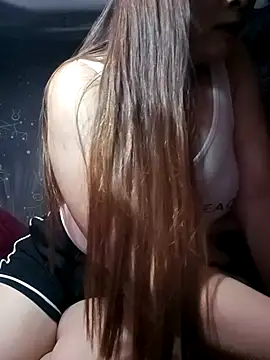 Snapshot of Bling_sexy chatting on 4, 4, 2026 Bling sexy online show from 4, 4, 2026