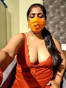 Snapshot of Poly_bhabi chatting on 7, 3, 2026 Poly bhabi online show from 7, 3, 2026