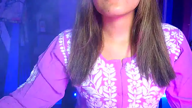 Snapshot of _Maanvi_ chatting on 25, 5, 2026 Maanvi online show from 25, 5, 2026