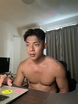 Yooo17 online show from 28, 7, 2026