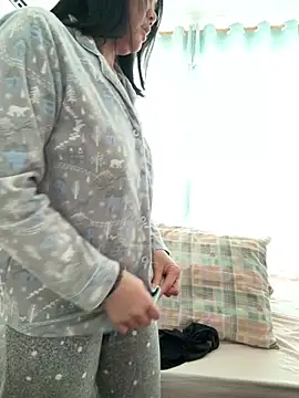 ruanruan05 online show from 11, 2, 2026