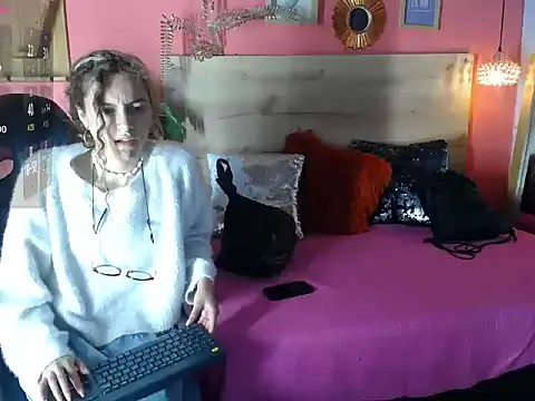 maria Turner1 online show from 19, 4, 2026