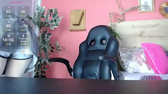 maria Turner1 online show from 21, 4, 2026