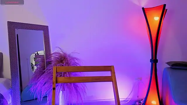 fransheskarossi online show from 20, 4, 2026