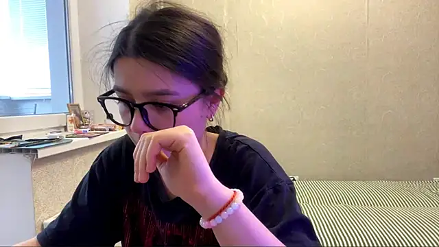 Snapshot of SaintMari chatting on 21, 5, 2026 SaintMari online show from 21, 5, 2026