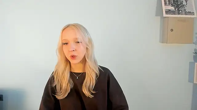 LatrinaNivala online show from 16, 1, 2026