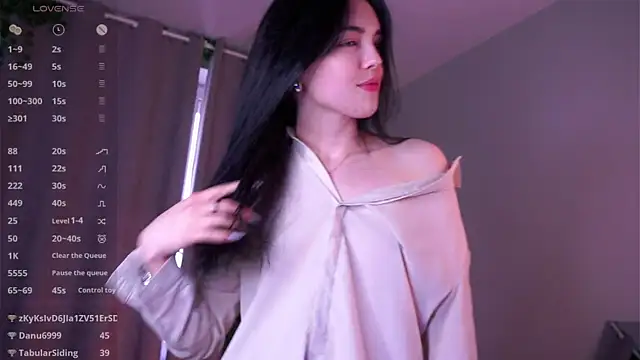 Snapshot of MirnaTellado chatting on 11, 5, 2026 MirnaTellado online show from 11, 5, 2026