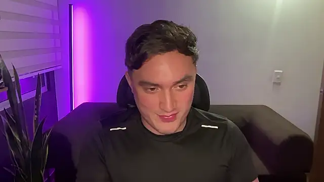 Snapshot of Robyn_Rocki chatting on 14, 2, 2026 Robyn Rocki online show from 14, 2, 2026