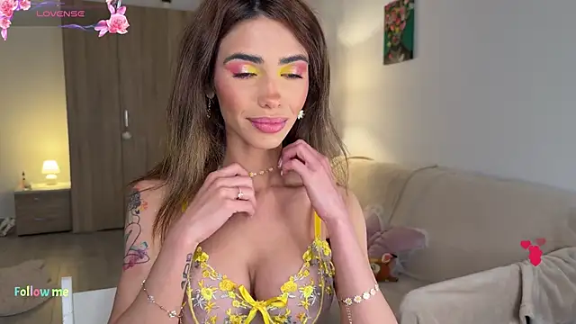 Snapshot of AyanaLys chatting on 9, 5, 2026 AyanaLys online show from 9, 5, 2026